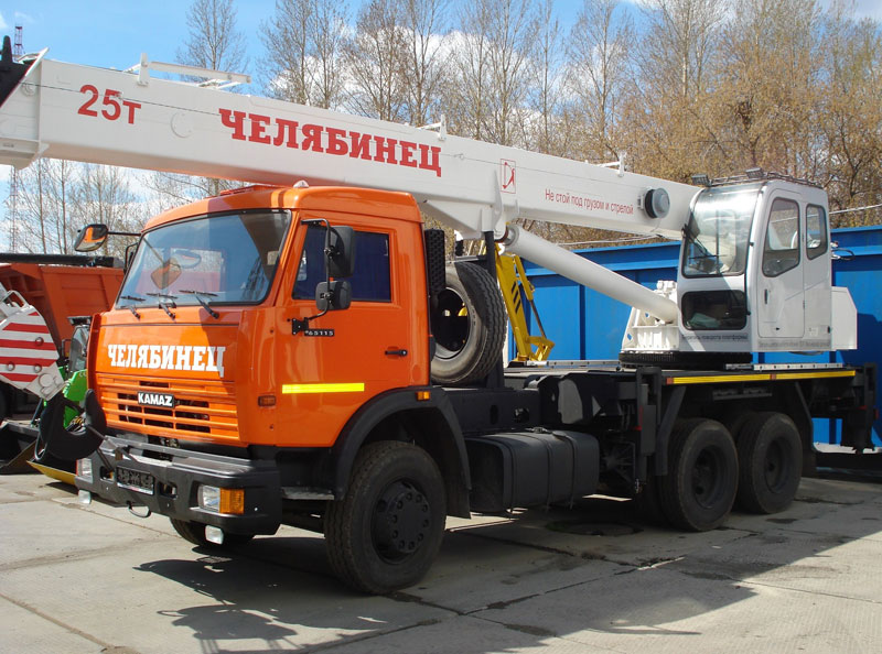 Фото автокрана Челябинец